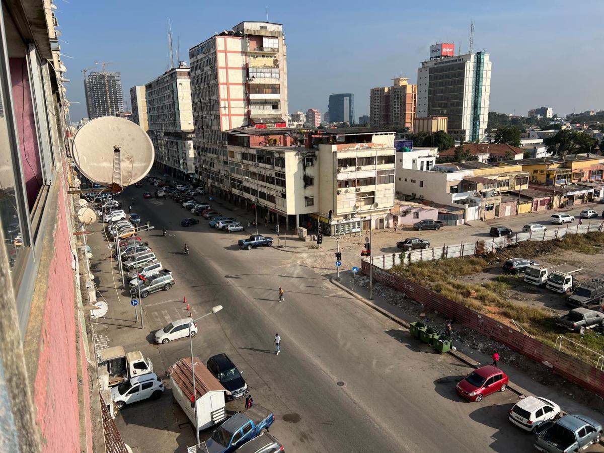 Africa Em Zona Comercial De Luanda Apartment Exterior photo