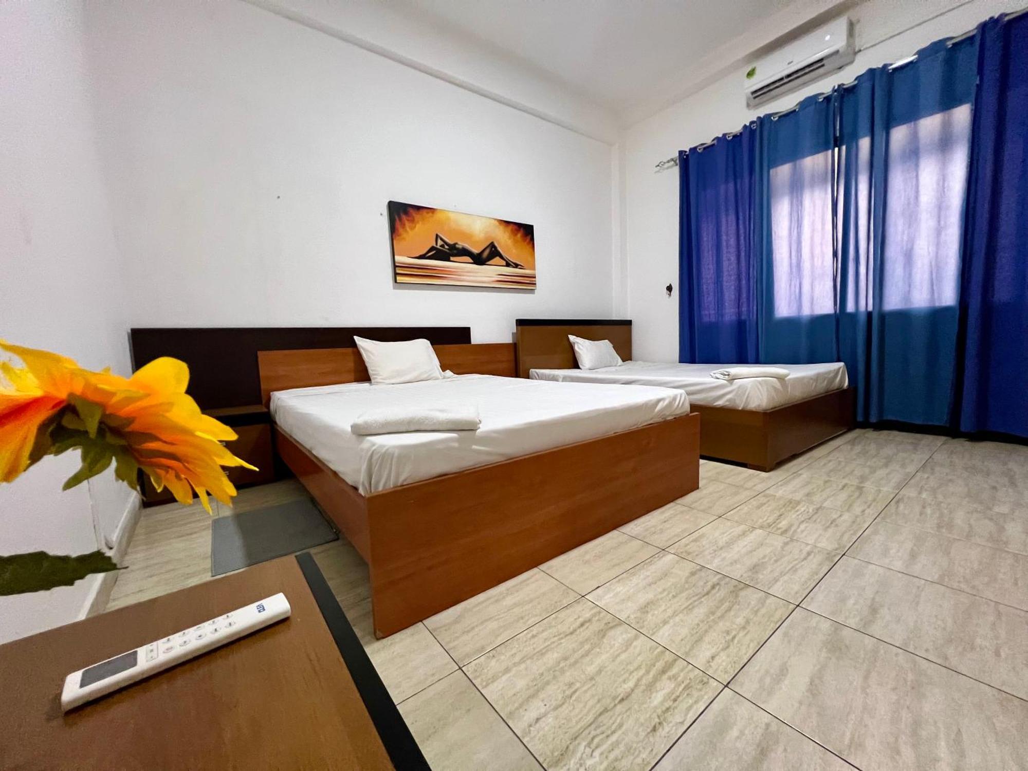 Africa Em Zona Comercial De Luanda Apartment Exterior photo