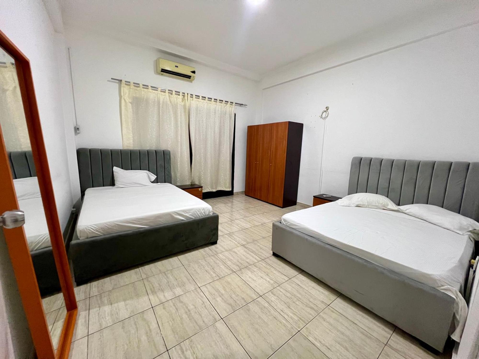 Africa Em Zona Comercial De Luanda Apartment Exterior photo